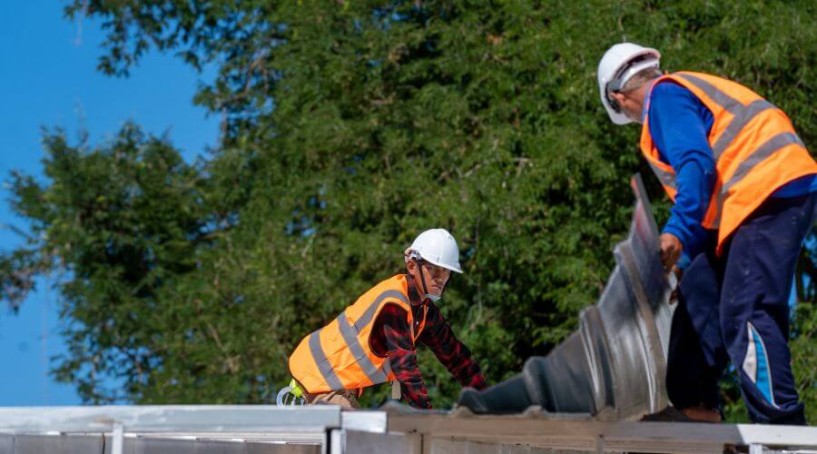 Roof repair in Lorenzo, TX